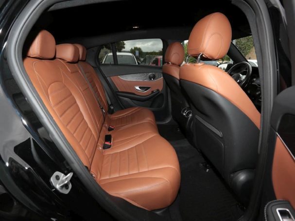 Mercedes-Benz GLC 300 de 4M Coupé AMG Navi AHK Kamera Sitzklima Mercedes-Benz GLC 300 de 4M Coupé AMG Navi AHK Kamera Sitzklima