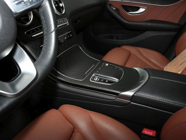 Mercedes-Benz GLC 300 de 4M Coupé AMG Navi AHK Kamera Sitzklima Mercedes-Benz GLC 300 de 4M Coupé AMG Navi AHK Kamera Sitzklima