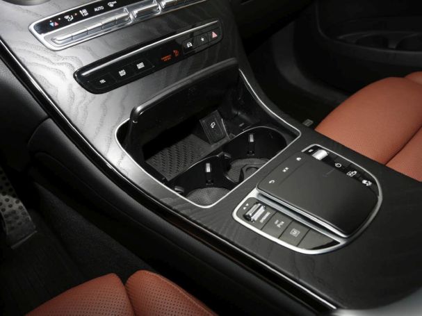 Mercedes-Benz GLC 300 de 4M Coupé AMG Navi AHK Kamera Sitzklima Mercedes-Benz GLC 300 de 4M Coupé AMG Navi AHK Kamera Sitzklima
