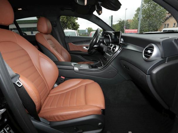 Mercedes-Benz GLC 300 de 4M Coupé AMG Navi AHK Kamera Sitzklima Mercedes-Benz GLC 300 de 4M Coupé AMG Navi AHK Kamera Sitzklima