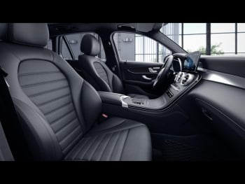 Mercedes-Benz GLC 300 de 4M AMG Panorama Distronic AHK 360°