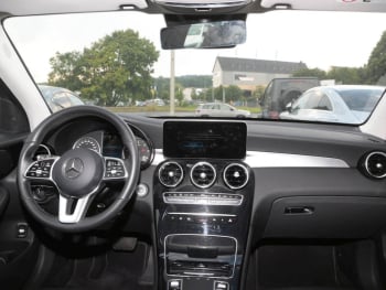 Mercedes-Benz GLC 300 de 4M MBUX Navi Panorama Spur-Paket AHK