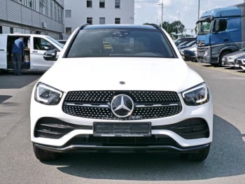 Mercedes-Benz GLC 400 d 4M AMG Night MBUX Navi Distronic 360°