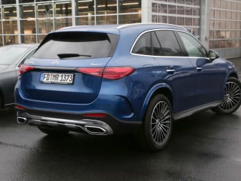 Mercedes-Benz GLC 220 d 4MATIC AMG Distronic Panorama AHK 360°