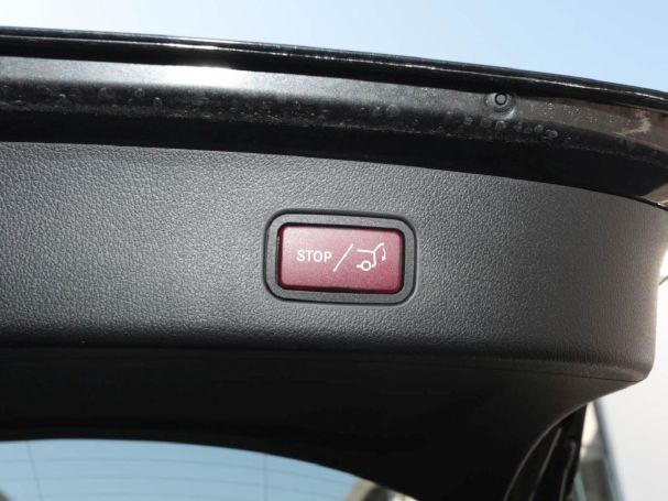 Mercedes-Benz GLC 300 e 4M Avantgarde Memory SpurH AHK 360° Mercedes-Benz GLC 300 e 4M Avantgarde Memory SpurH AHK 360°