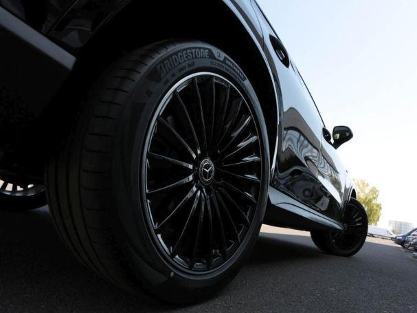 Mercedes-Benz GLC 300 e 4M AMG Night MBUX Kamera Memory AHK Mercedes-Benz GLC 300 e 4M AMG Night MBUX Kamera Memory AHK