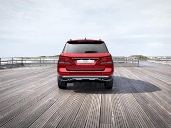 Mercedes-Benz GLE 500 4M Panorama Distronic Sitzklima 360° AHK