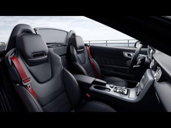 Mercedes-Benz SLC 43 AMG Distronic Panorama Kamera KeylessGo