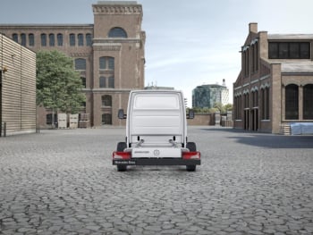 Mercedes-Benz Sprinter 316 CDI Koffer MBUX Schwingsitz DAB