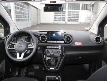 Mercedes-Benz T 180 L MBUX Navi+ Kamera Klima Spiegel-Paket