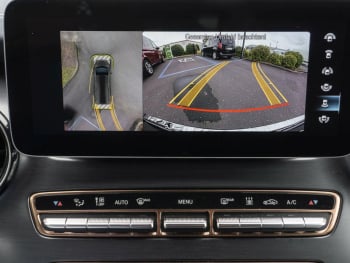 Mercedes-Benz EQV 300 Avantgarde lang MBUX Navi+Distronic 360°