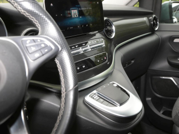 Mercedes-Benz EQV 300 lang Distronic Navi+ Burmester Sound 360°