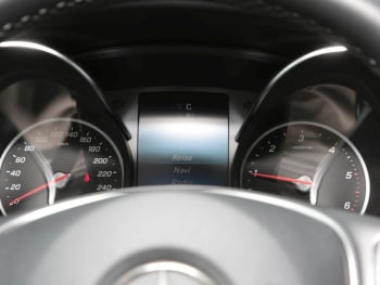 Mercedes-Benz V 220 d lang Navi LED Kamera ParkP AHK 360°