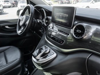 Mercedes-Benz V 300 d 4M Avantgarde lang Distronic Panorama