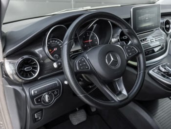 Mercedes-Benz V 300 d 4M Avantgarde lang Distronic Panorama