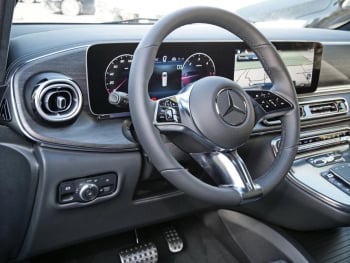 Mercedes-Benz V 300 d 4M Exclusive lang  AMG Distronic 360°