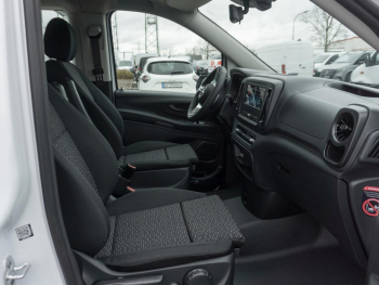 Mercedes-Benz Vito 114 CDI Mixto kompakt MBUXNavi Distronic AHK