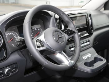 Mercedes-Benz Vito 124 CDI Tourer Select  MBUXNavi Distronic AHK