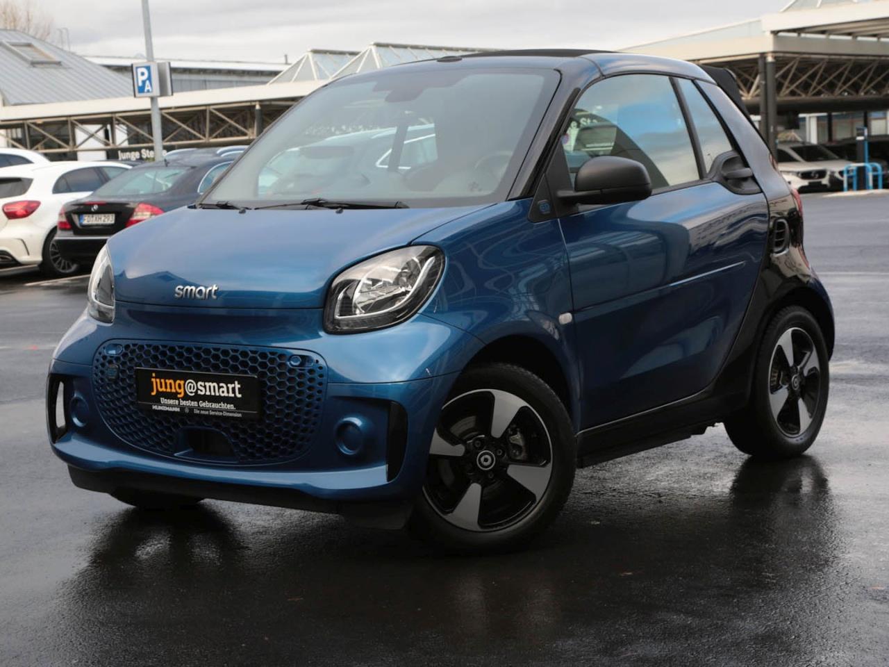 SMART EQ fortwo cabrio Advanced-Paket Ladekabel-Paket