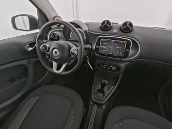 SMART EQ fortwo passion Plus-Paket Panorama 22kW Kamera