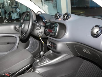 SMART EQ fortwo plus-Paket Cool&Audio Ladekabel-Paket