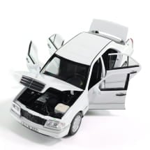 1:18 Modellauto C 200 W202 Limousine Weiß Original Mercedes-Benz | B66040703