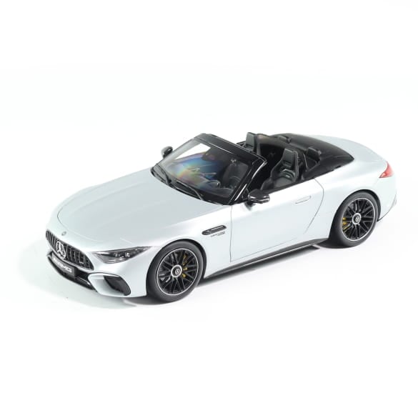 1:18 Modellauto SL 63 AMG R232 Roadster hightechsilber magno Original Mercedes-AMG