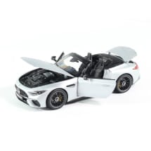 1:18 Modellauto SL 63 AMG R232 Roadster hightechsilber magno Original Mercedes-AMG | B66960667