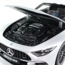 1:18 Modellauto SL 63 AMG R232 Roadster hightechsilber magno Original Mercedes-AMG | B66960667