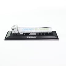 1:87 scale model car eActros 600 with trailer White Original Mercedes-Benz | MBTL0099