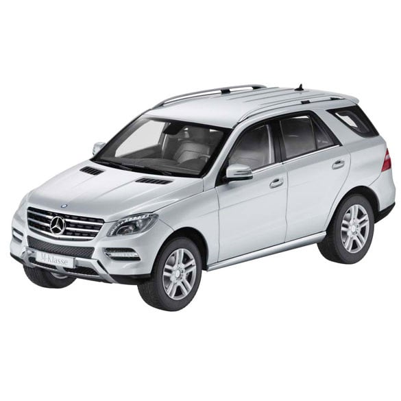 Mercedes Benz ML M Klasse W166 118 Modellauto silber