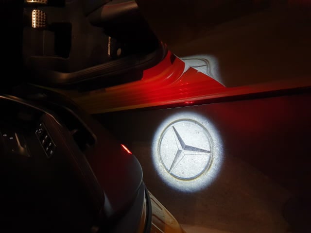ORIGINAL Mercedes LED Türprojektoren Einstiegsleuchte AMG Logo vorne  2138206003