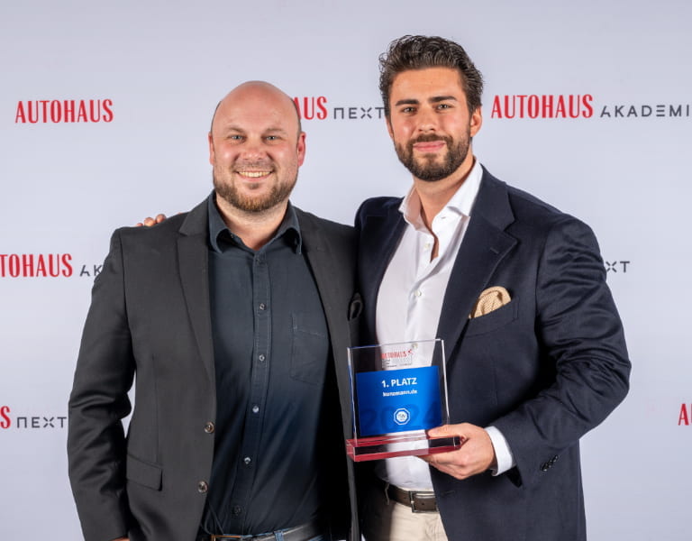  Platz 1 ging an das Autohaus Robert Kunzmann, vertreten durch Moritz Kemmerer und Dennis Ostner.