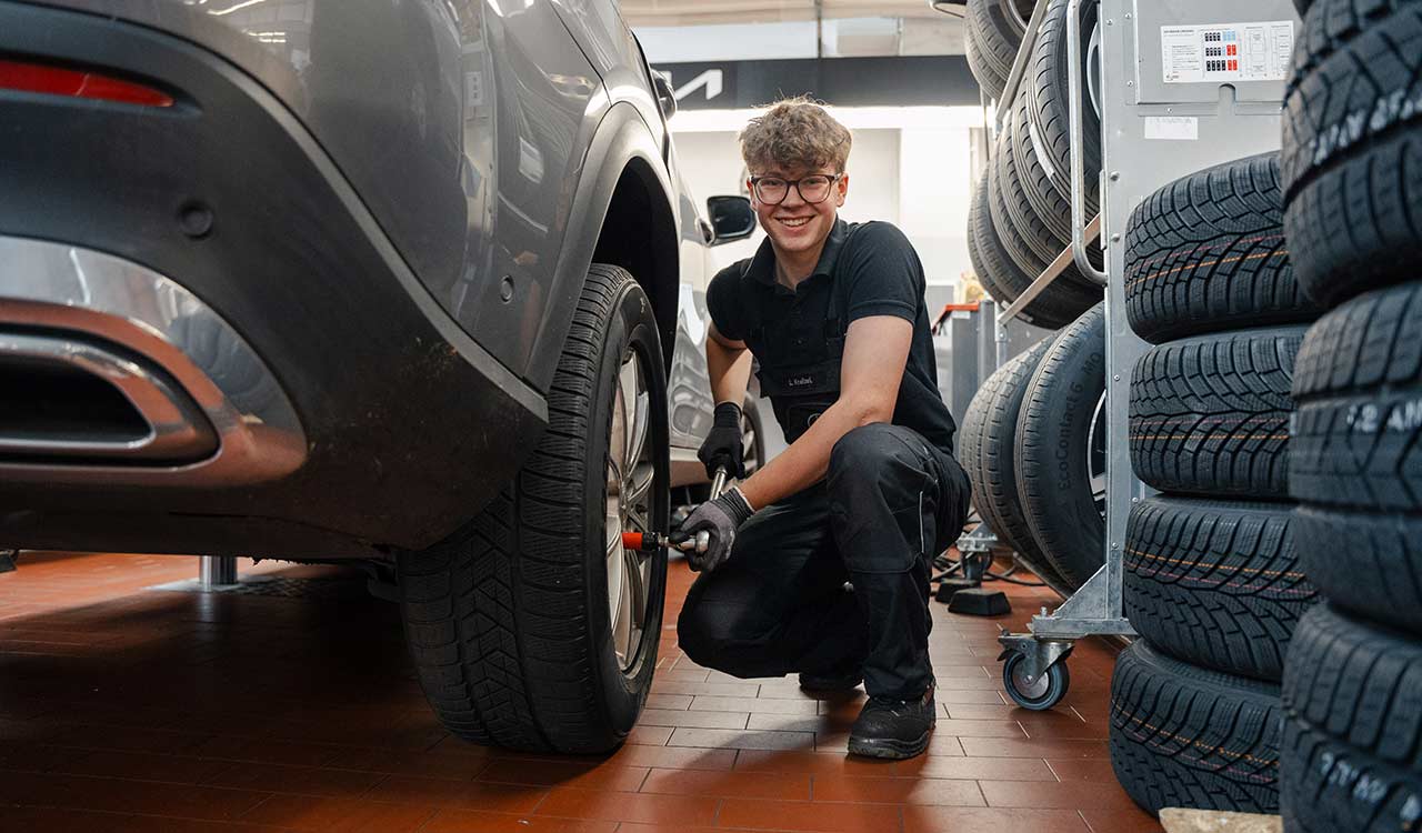 Kfz-Mechatroniker/in für Pkw Technik